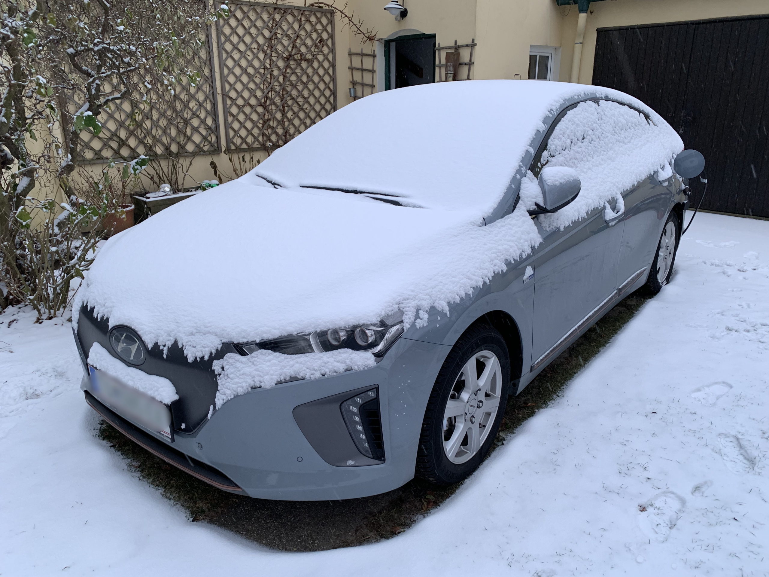 Fahren im Winter mit dem Hyundai IONIQ